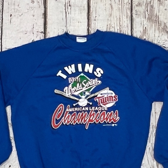 Minnesota Twins 1991 World Series Champions Sweatshirt Boys Kids Pullover - Picture 3 of 5